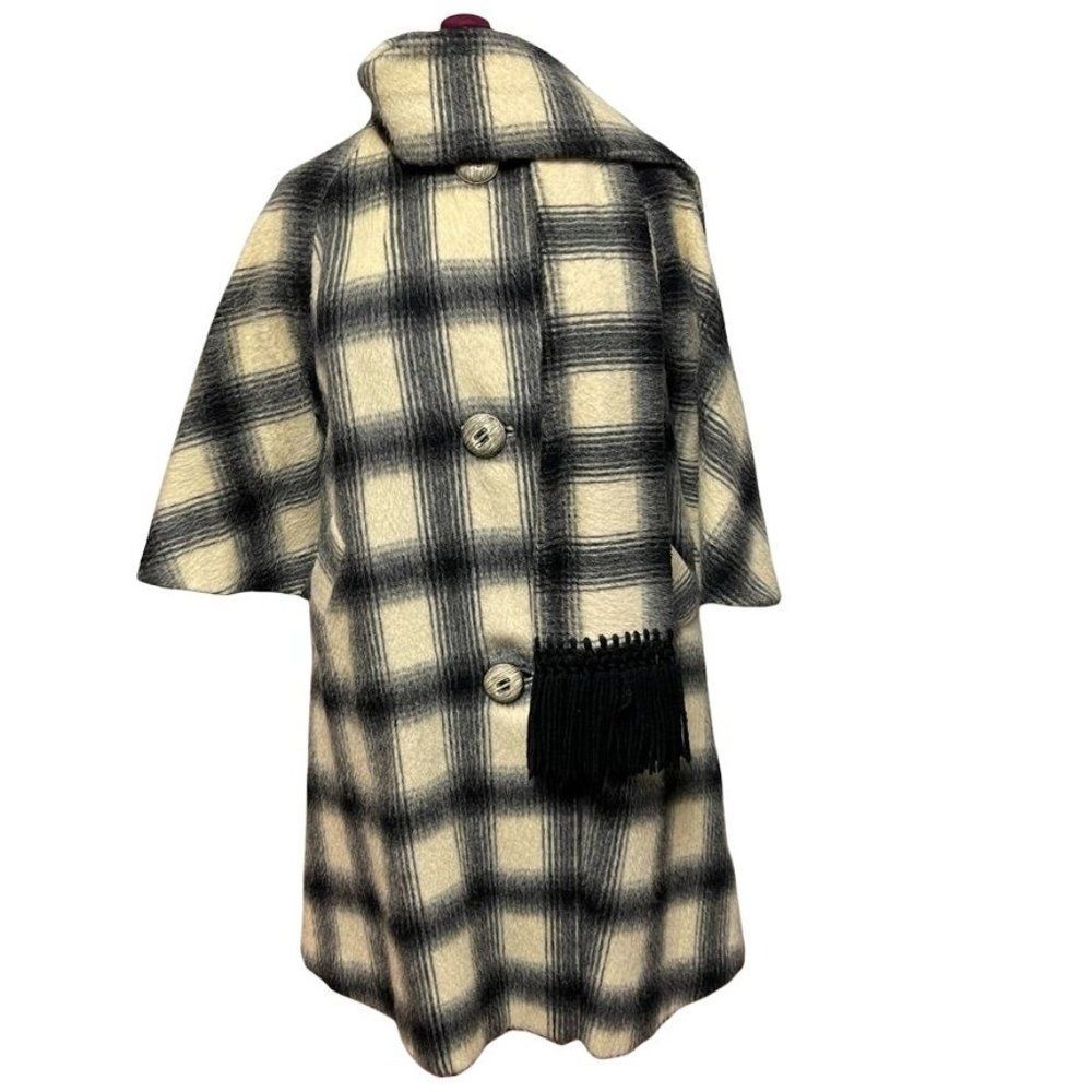 Marshall Fields & Co Vintage Coat With Attached Scarf 3/4 Sleeve Plaid - Picture 2 of 11
